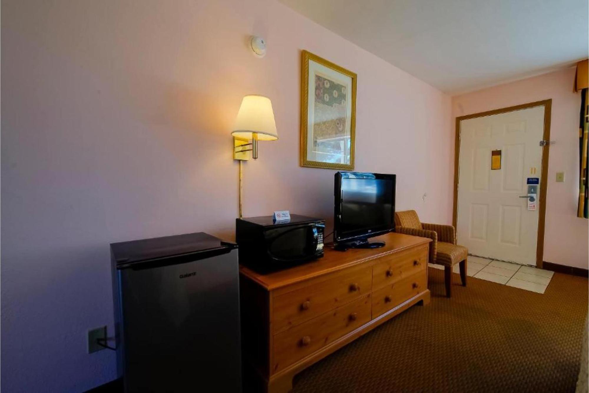 O - Christ Of Ozark Area Hotel Eureka Springs