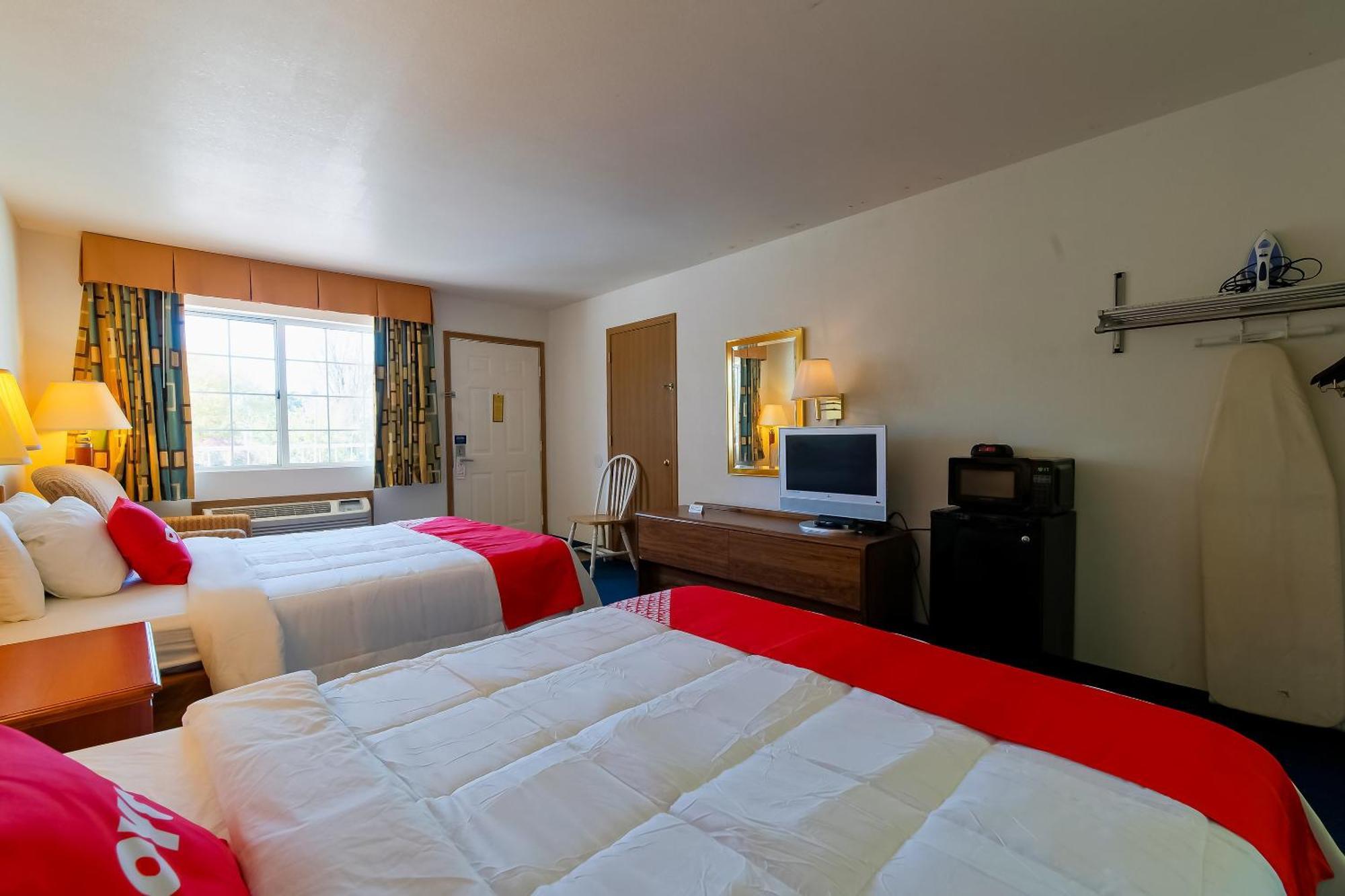 O - Christ Of Ozark Area Hotel 2*